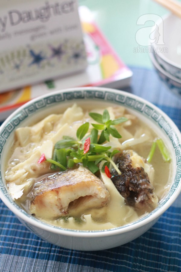 Canh cá nấu măng cho cả nhà hạnh phúc
